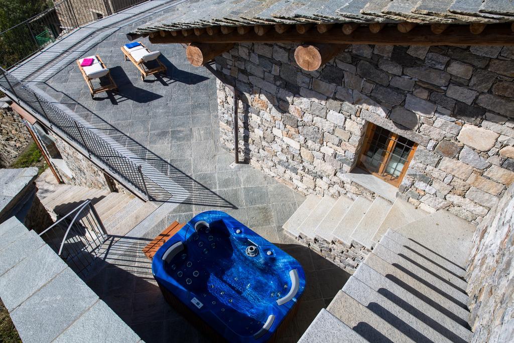 Walser House Hotel Rimella Exterior photo